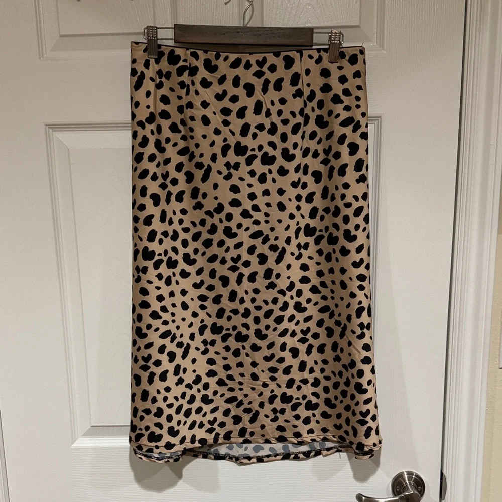 Leopard Print Tan Skirt